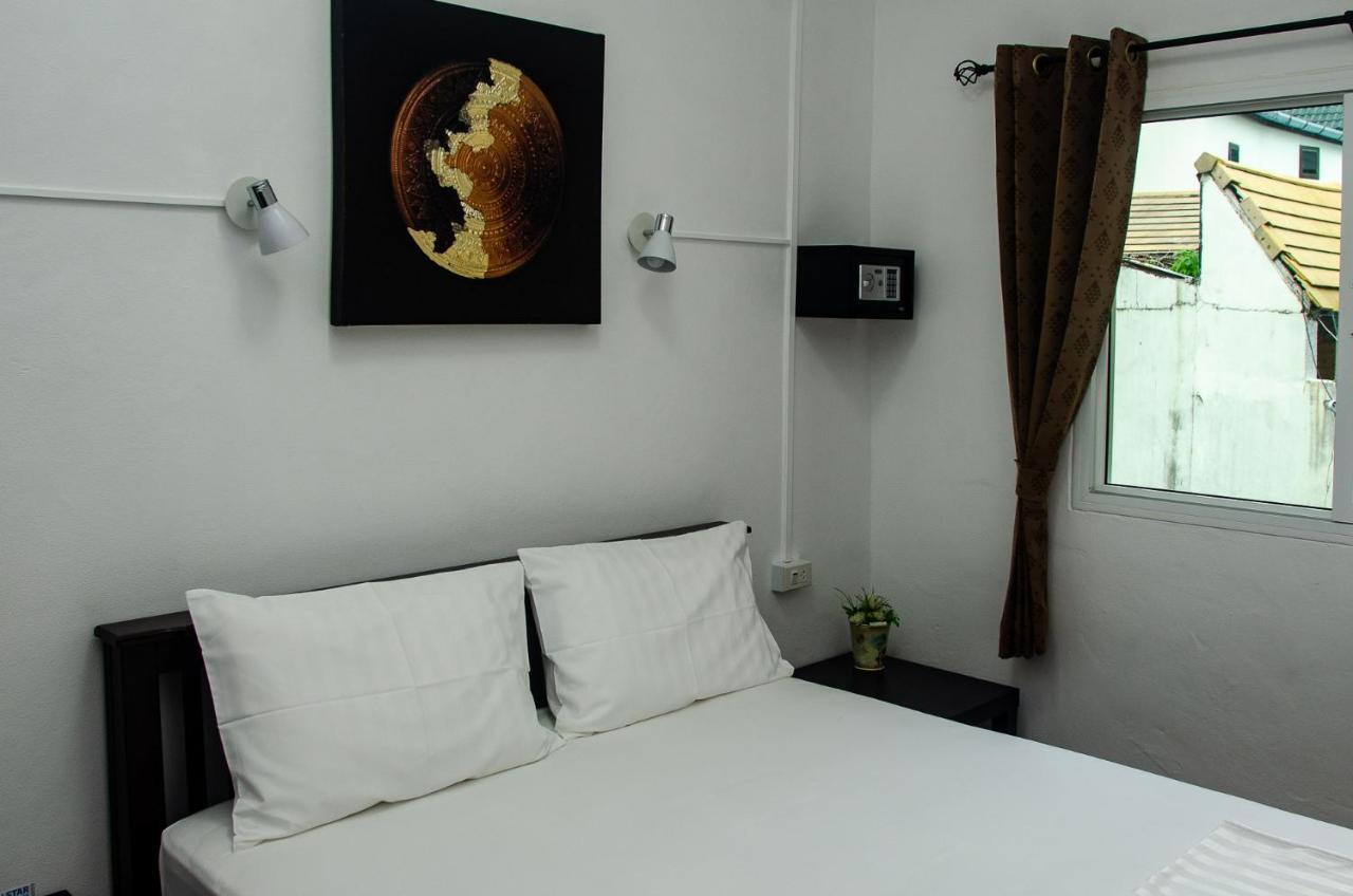 Allstar Guesthouse Karon Bagian luar foto